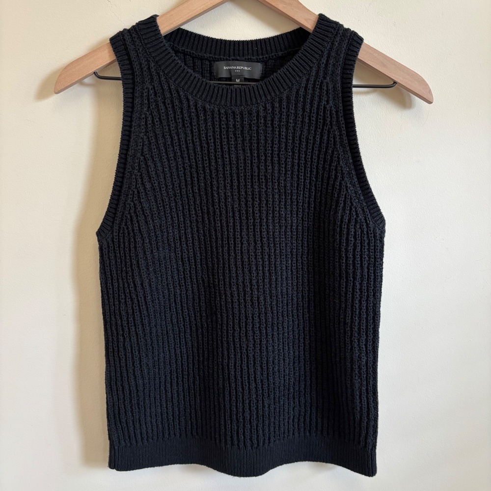 Banana Republic Black Ribbed Knit Sleeveless Sweater Tank Top Crew Neck Medium